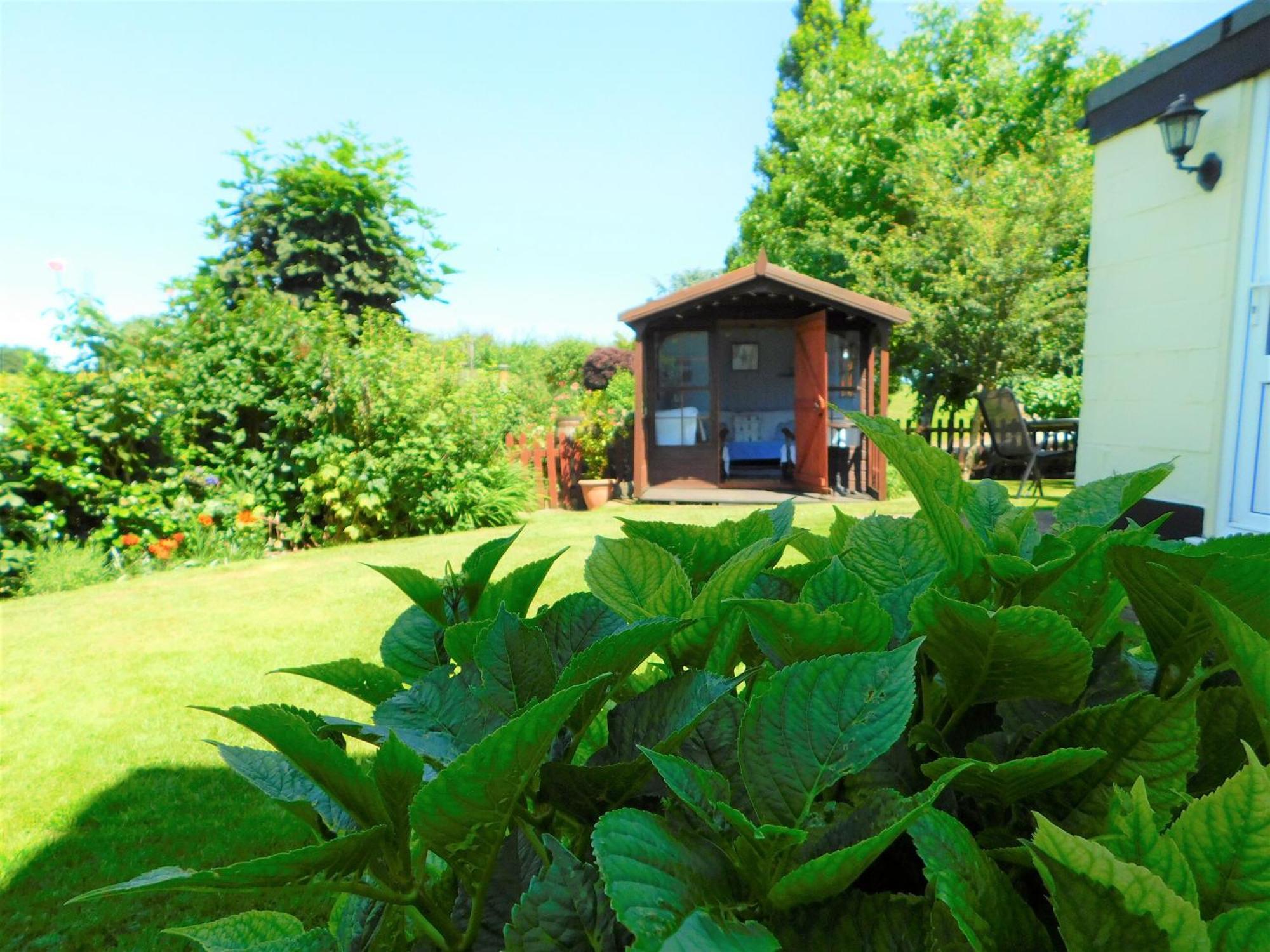 Greenbank Cottage Hilgay Exterior photo